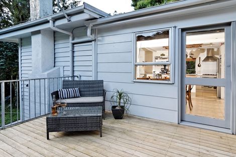 Photo of property in 312 Huia Road, Titirangi, Auckland, 0604