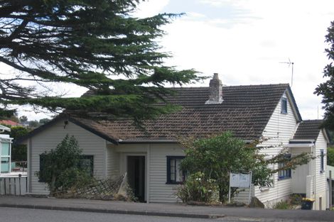 Photo of property in 3175 Great North Road, New Lynn, Auckland, 0600