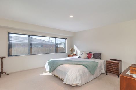 Photo of property in 9a Trafalgar Street, Levin, 5510