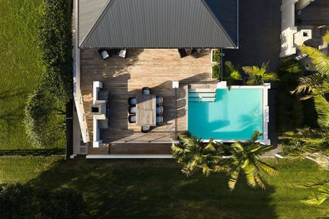 Photo of property in 184 Oceanbeach Road, Mount Maunganui, 3116