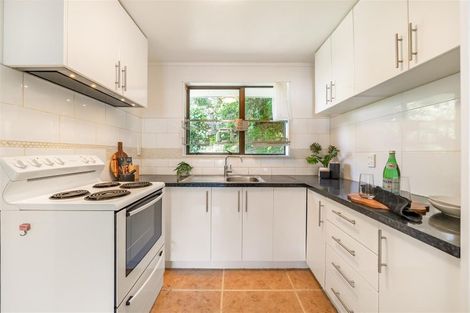 Photo of property in 93a Broderick Road, Johnsonville, Wellington, 6037