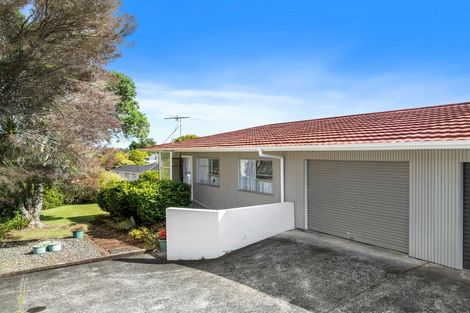Photo of property in 4212a/2 Great North Road, Glendene, Auckland, 0602