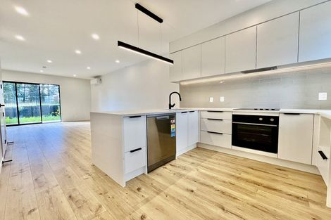Photo of property in 28c Balthazar Road, Kumeu, 0892