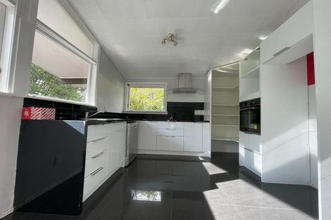 Photo of property in 26 Crompton Road, Massey, Auckland, 0614