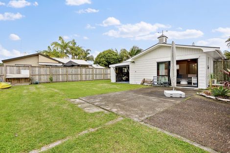 Photo of property in 12 Dundas Street, Whitianga, 3510