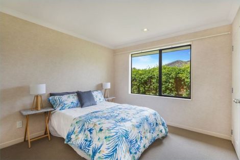 Photo of property in 5 Parkwood Place, Huntington, Hamilton, 3210