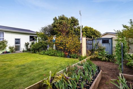 Photo of property in 35 Murdoch Street, Hawera, 4610