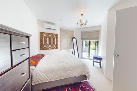 Photo of property in 79u2 Grafton Road, Roseneath, Wellington, 6011