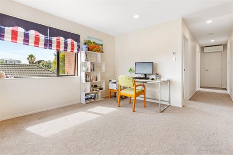 Photo of property in 14 Kotuku Street, Te Atatu Peninsula, Auckland, 0610