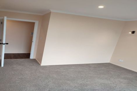 Photo of property in 111b Colwill Road, Massey, Auckland, 0614