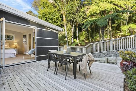 Photo of property in 188 Scenic Drive, Titirangi, Auckland, 0604
