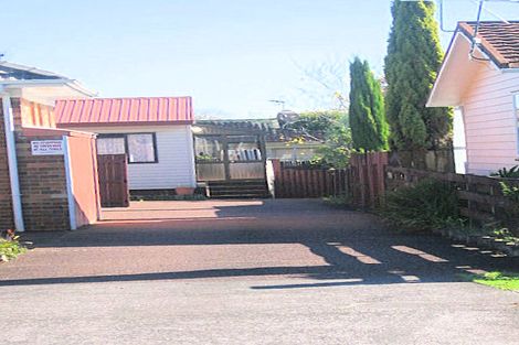 Photo of property in 2/11 Caspar Road, Papatoetoe, Auckland, 2025