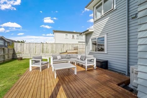 Photo of property in 21 Tyler Davies Drive, Red Beach, 0932