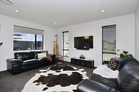 Photo of property in 22 Selfe Crescent, Burwood, Christchurch, 8083