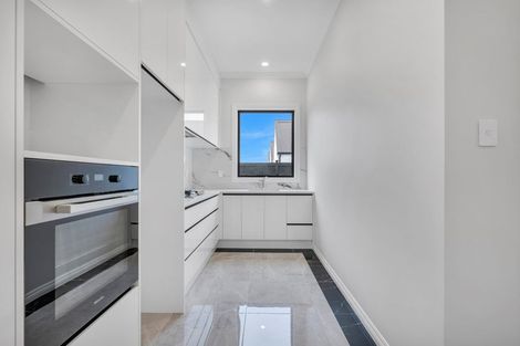 Photo of property in 76 Symes Drive, Red Beach, 0932