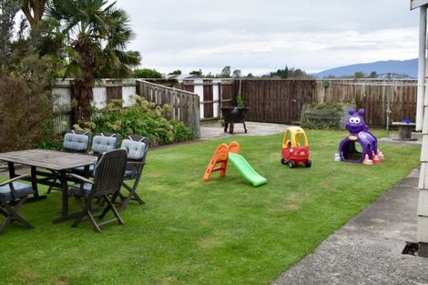 Photo of property in 29 Domett Street, Westport, 7825