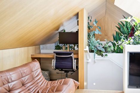 Photo of property in 10 Carrington Street, Mount Cook, Wellington, 6021