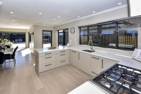 Photo of property in 21 Toscana Drive, Karaka, Papakura, 2113