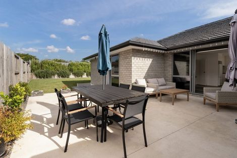 Photo of property in 34 Charlotte Drive, Omokoroa, 3114