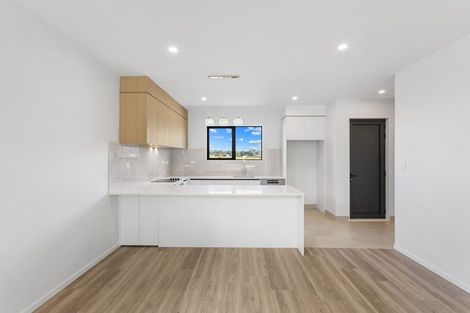 Photo of property in 177 Henwood Road, Westgate, Auckland, 0814