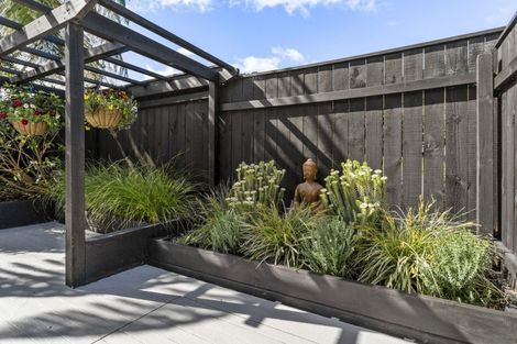 Photo of property in 50 Winara Avenue, Waikanae, 5036