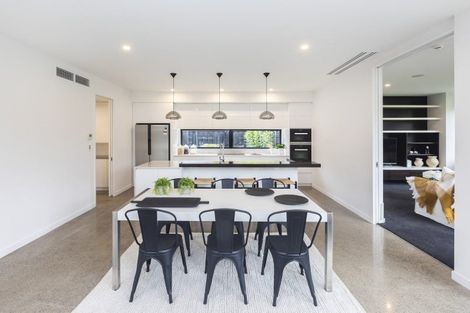 Photo of property in 79 Fendalton Road, Fendalton, Christchurch, 8014
