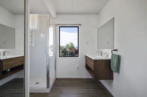 Photo of property in 13 Tirita Street, Kawaha Point, Rotorua, 3010