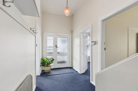 Photo of property in 10 Park Street, Thorndon, Wellington, 6011