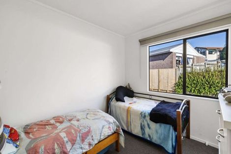 Photo of property in 2/56 Heron Avenue East, Matua, Tauranga, 3110