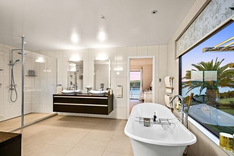 Photo of property in 212 Whitmore Road, Tawharanui Peninsula, Warkworth, 0986