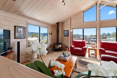 Photo of property in 342 Waterways Parade, Pauanui, Hikuai, 3579