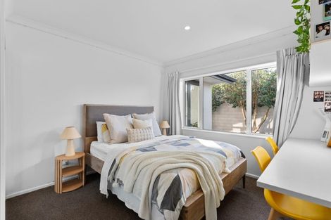 Photo of property in 7 Pentlow Place, Fendalton, Christchurch, 8052