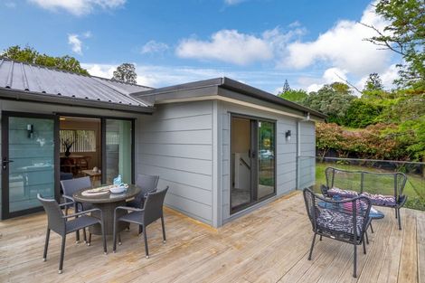 Photo of property in 10 Eagleson Street, Northcross, Auckland, 0632