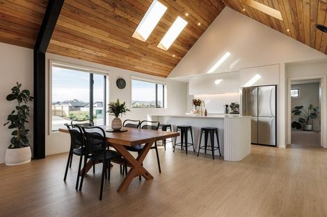 Photo of property in 18 Wakanini Place, Mapua, 7005