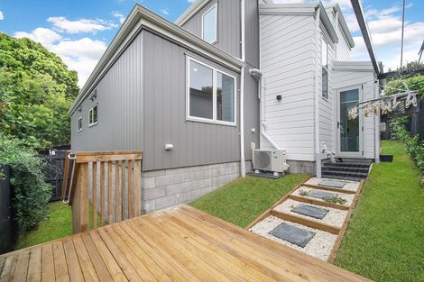 Photo of property in 33a Riverhills Avenue, Pakuranga Heights, Auckland, 2010
