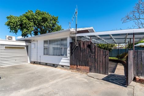 Photo of property in 2/41 Lyttelton Crescent, Tamatea, Napier, 4112