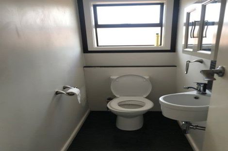 Photo of property in 68 Greendale Avenue, Avonhead, Christchurch, 8042