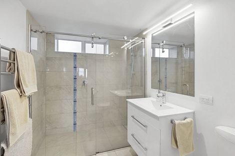 Photo of property in 26a Whiteley Street, Moturoa, New Plymouth, 4310