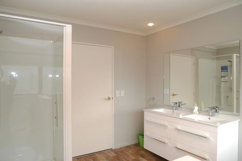 Photo of property in 77 Michael Road, Paraparaumu Beach, Paraparaumu, 5032