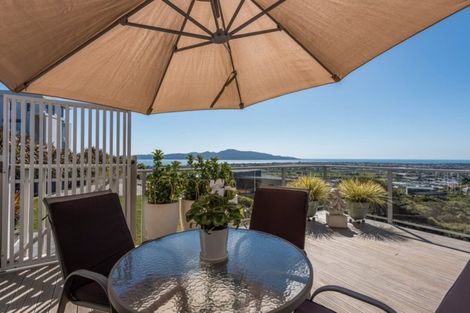 Photo of property in 79 Panorama Drive, Paraparaumu, 5032