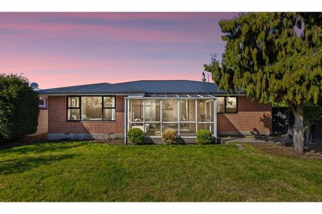 Photo of property in 100 Prestons Road, Redwood, Christchurch, 8051