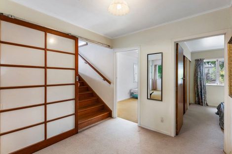 Photo of property in 257 East Coast Road, Mairangi Bay, Auckland, 0630