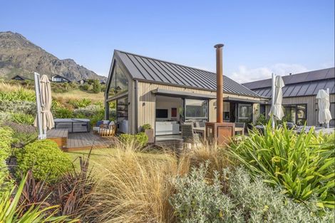 Photo of property in 10a Kinross Lane, Jacks Point, Queenstown, 9371
