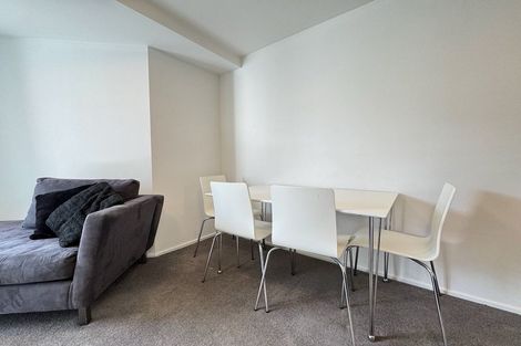 Photo of property in Palm Grove Apartments, 7/13c Palm Grove, Berhampore, Wellington, 6023