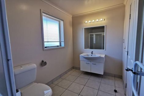 Photo of property in 50 Millennial Way, Orewa, 0931