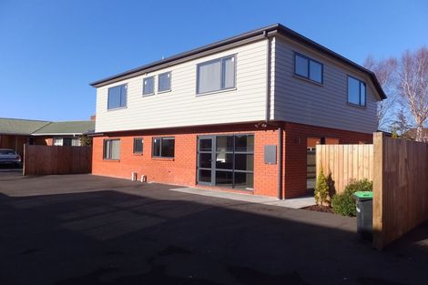 Photo of property in 76a Peer Street, Upper Riccarton, Christchurch, 8041