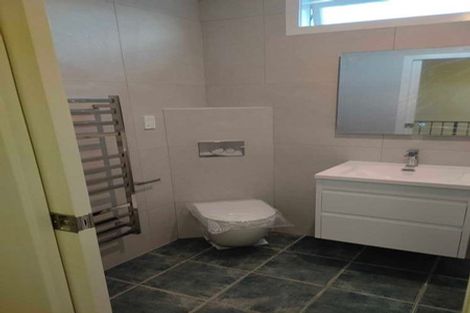 Photo of property in 1/72 Kitchener Road, Milford, Auckland, 0620