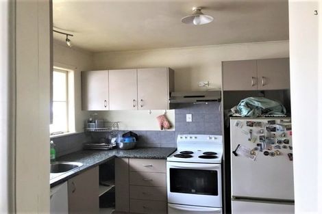 Photo of property in 71 Glendale Road, Glen Eden, Auckland, 0602