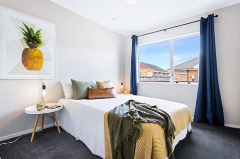 Photo of property in 60 Taikata Road, Te Atatu Peninsula, Auckland, 0610