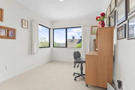 Photo of property in 8 Jelas Road, Red Beach, 0932